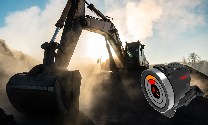 Excavator during earthworks in a very dusty working environment equipped with the Leica Xsight360 AI form recognition safety system.